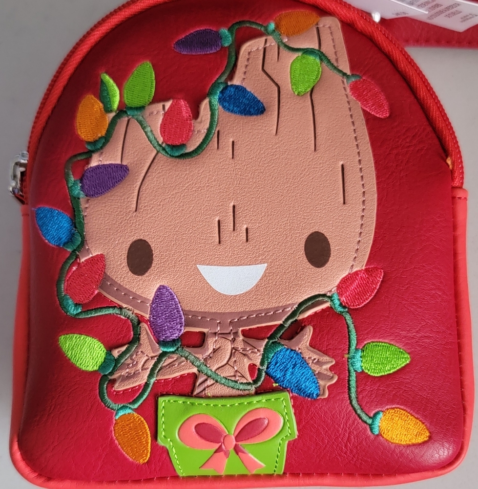 NWT Loungefly Marvel Groot Wristlet